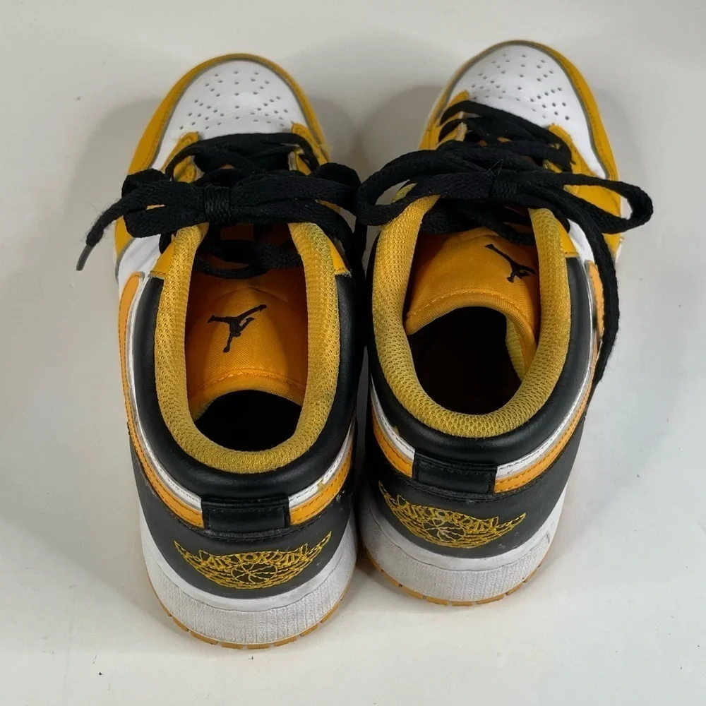Nike‎ Air Jordan 1 Low Taxi Steelers Yellow Black White 553560-701 Size 6.5Y